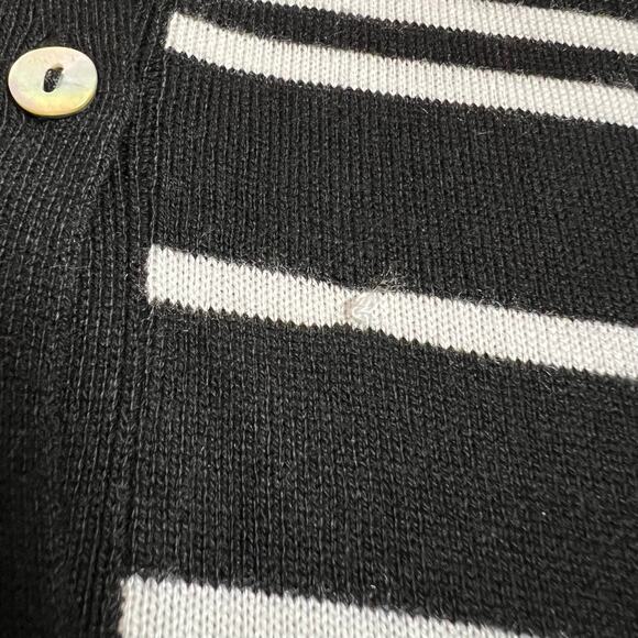 Women's Crewneck Stripe Knit Top Size XS Button Back Lightweight Casual Neutral - Picture 6 of 6
